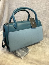 STUNNING HIGH FASHION TWO TONE BLUES BARREL TOTE BAG BY TOM EVA CLASS ITEM A WOW