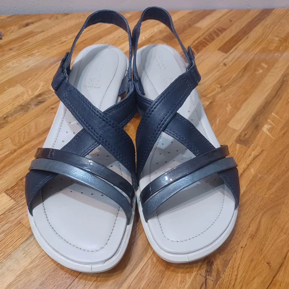 Ecco Felicia Cross 女式 10/10.5 码美国黑色休闲绑带凉鞋 — 第 2/4 张图片