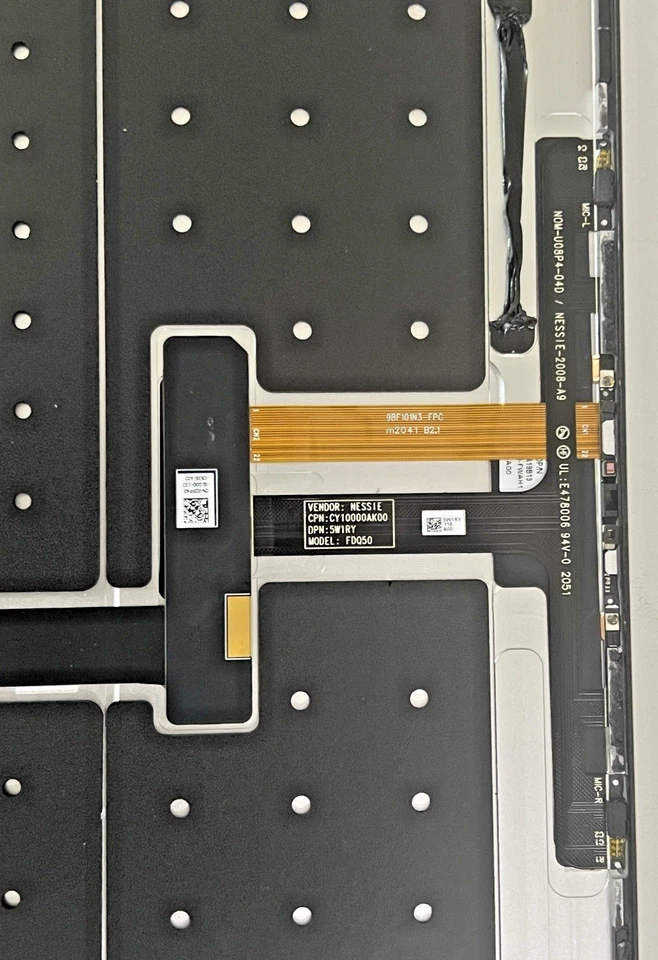 Dell XPS 15 9500/Precision 5550 LCD Back Cover & Cam SUB-ASSEMBLY 0GYY52 SILVER - Image 2 of 4
