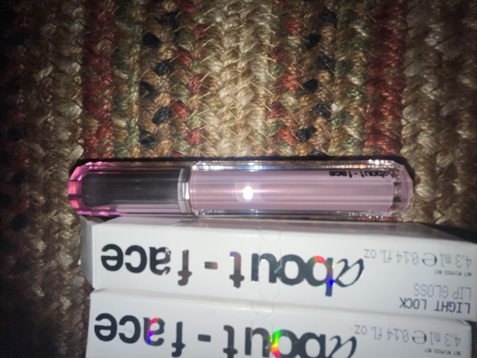 ABOUT FACE LIGHT LOCK LIP GLOSS ONE OF BUYER CHOICE VARIOUS SHADES NIB