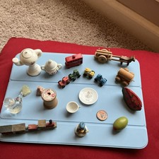 Disney Schmid 1:12 Miniature Accessories Lot, 15 Painted Teapot, Cup, Train, Ca…
