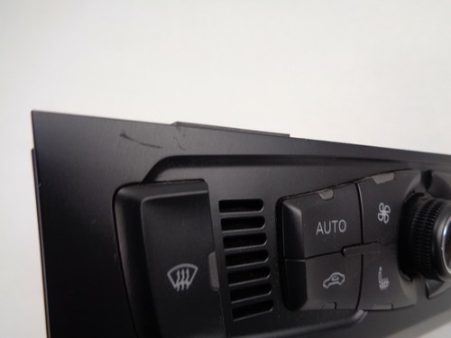 Audi A4 S4 A5 S5 B8 Climate Control Unit SHZ 8T1820043P - Picture 9 of 11