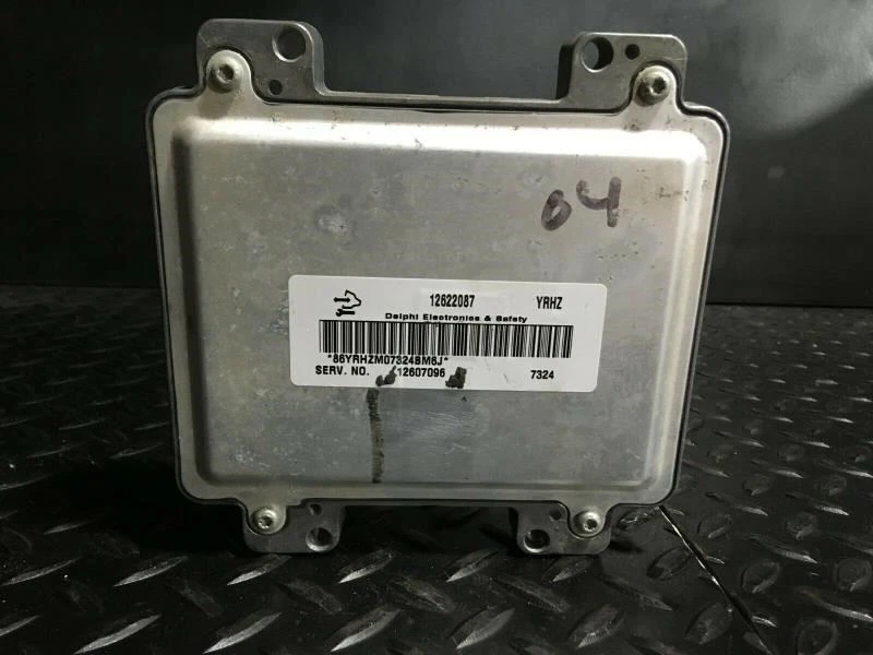 06 08-10 Módulo de control automático del motor Chevrolet Uplander 3,9 L/6 cilindros Foto 2 de 4