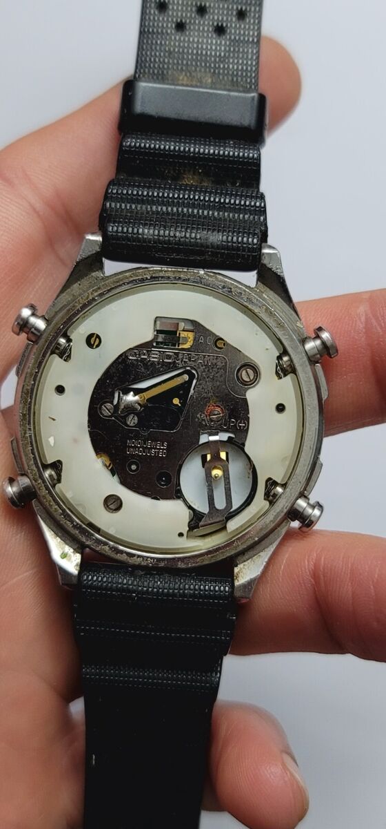 Casio AW-600 Chronograph Ana-Digi Module 373 Vintage Watch Casio AW-600 Chronograph Ana-Digi Module 373 Vintage Watch