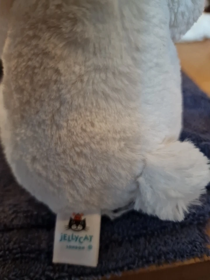 Jellycat Bashful Bunny with Candy Cane - New w/ Tags - Free & Fast Shipping ✅🚚 - Image 4 of 4