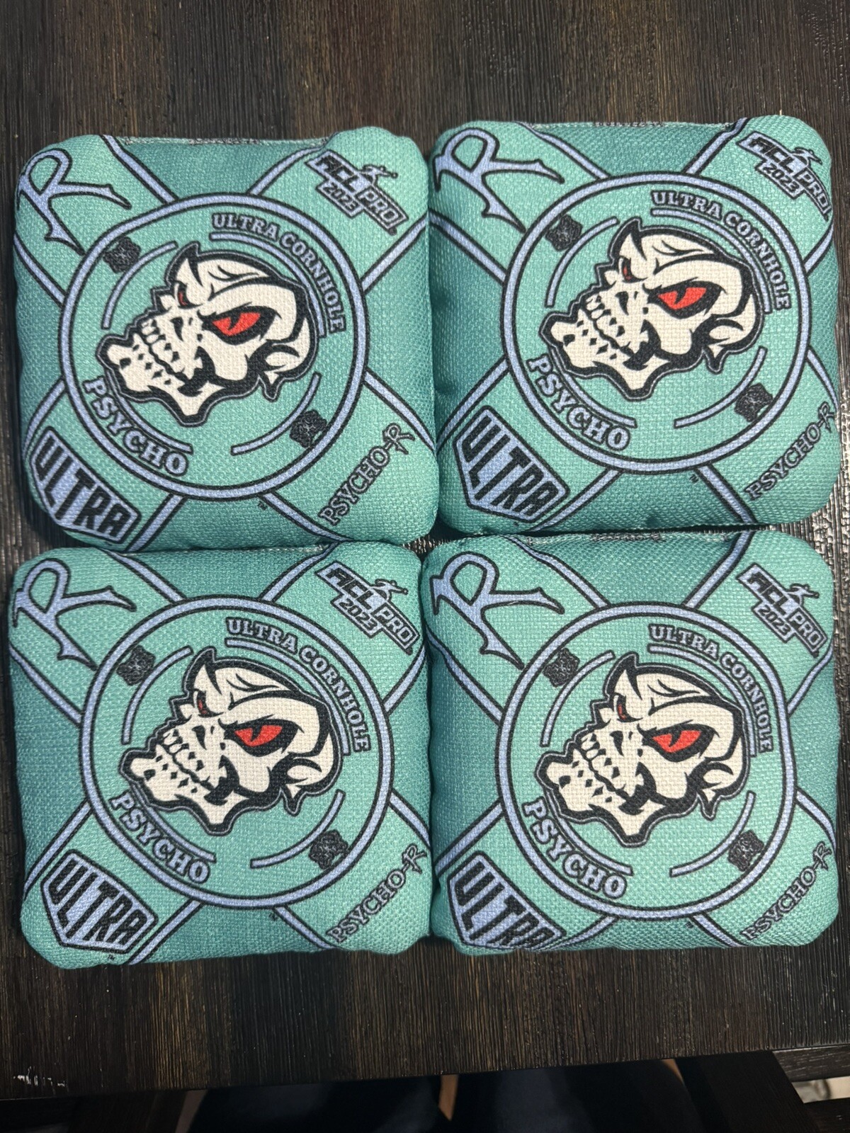 Ultra Cornhole Bags Psycho Set - ACL Zugelassene Wurfsäcke Für Cornhole Spiel