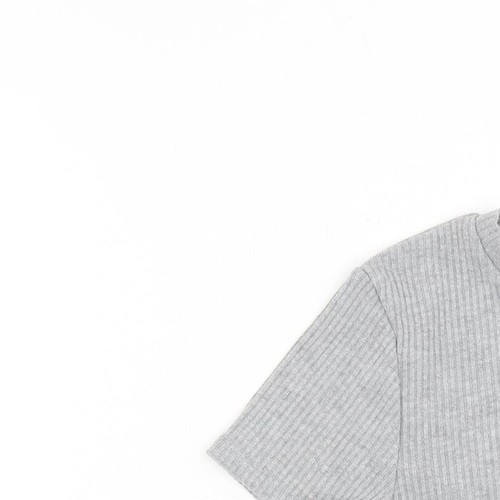 Camiseta para mujer FOREVER 21 gris poliéster recortada talla M cuello redondo - Imagen 3 de 12