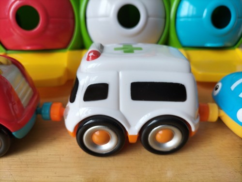 ELC Whizz World Emergency Services Vehicles & Garages - Sounds & Lights - Picture 4 of 8