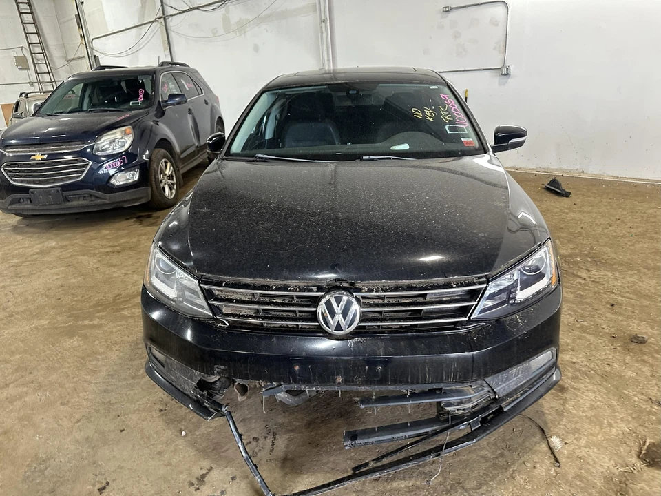 Used Air Cleaner Assembly fits: 2016 Volkswagen Jetta 1.8L engine ID CPRA Grade Foto 2 de 4