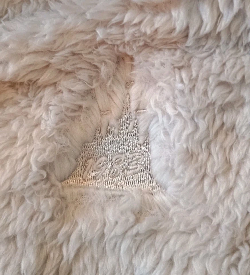 Sudadera con Capucha Tokyo Disney Resort 2022 Estilo MOKOMOKO Gris Mickey Sherpa Difusa Talla Grande Foto 4 de 4