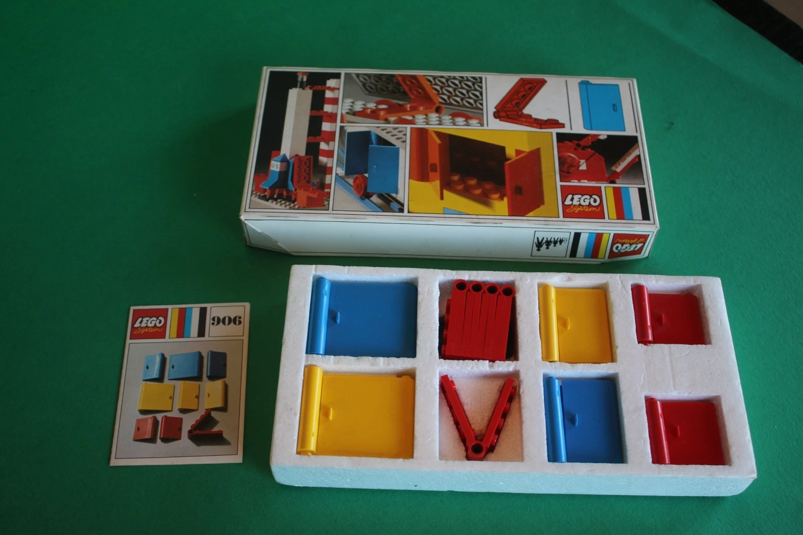 Very Rare Vintage Lego Set (906) Doors & Hinges Set - 100% Complete - Boxed -VGC