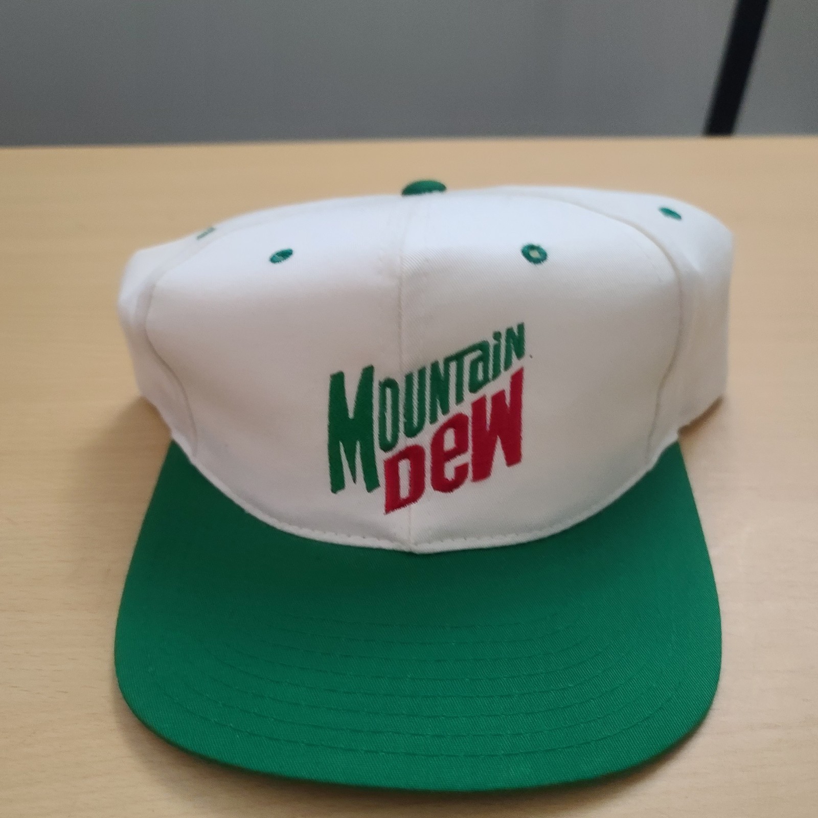 Mountain Dew Baseball Cap Hat Snapback White Gree… - image 1