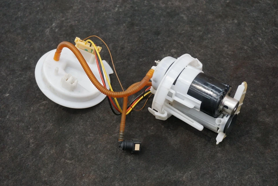 Conjunto de bomba de combustible de gasolina 3,0 L OEM 4M0919087G Audi Q7 4M 2017-19 Foto 2 de 4