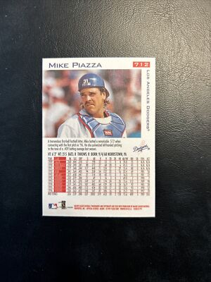 C55d #712 Mike Piazza Los Angeles Dodgers 1997 fleer encore