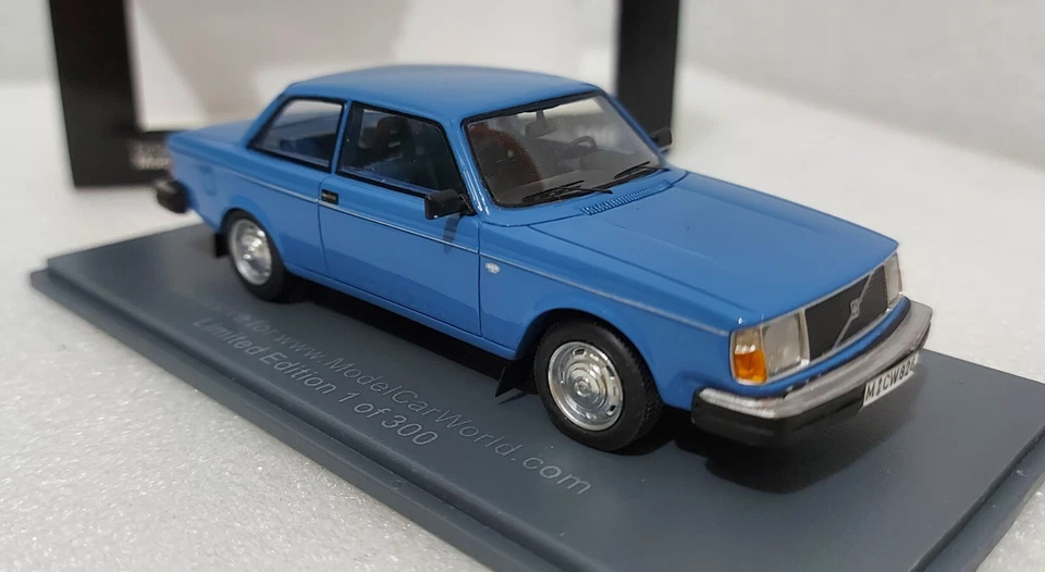 Volvo 242 DL 2-Door Ceramic Blue 1979 1:43 Neo 43824 (1 of 300 PCS) RARE!! - Image 4 of 4
