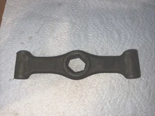 Hub Puller Wrench Handle USA Made Vintage  FREE SHIPPING