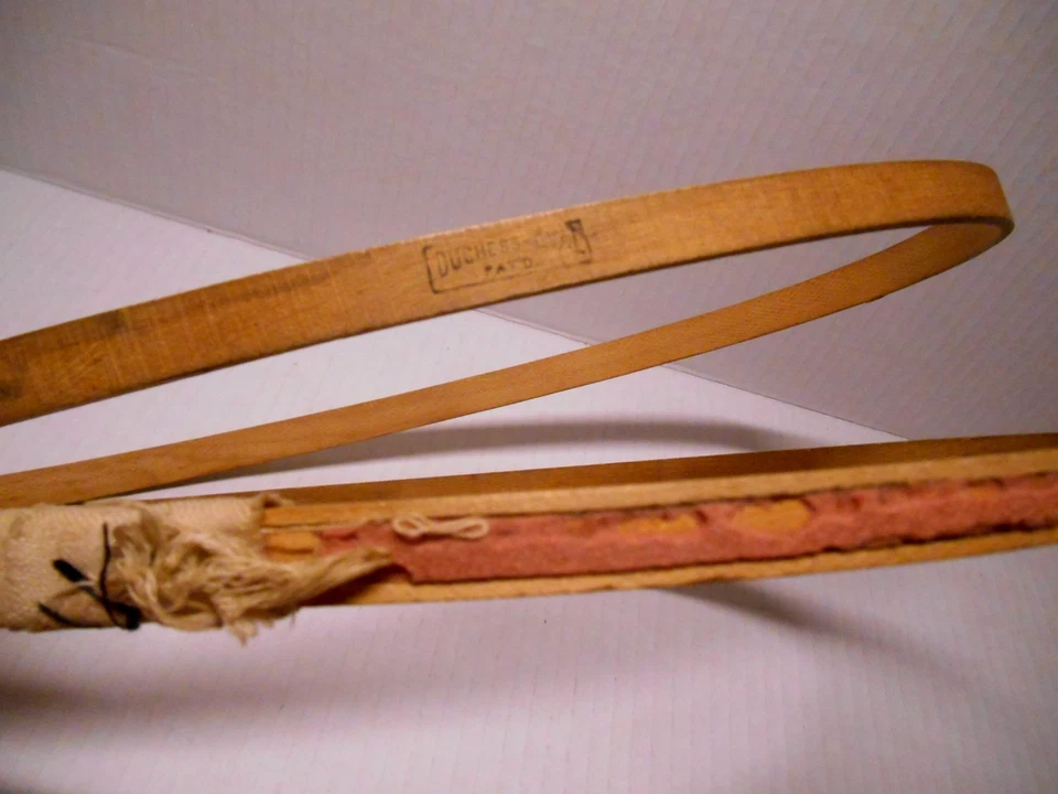 Vintage Wooden DUCHESS Oval Embroidery Hoop 12 x 6 Inches Felt Lined Made In USA - Image 4 of 4