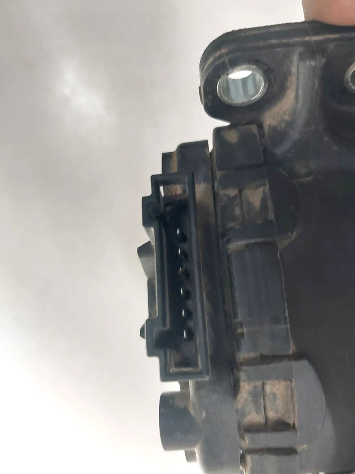 Pedal acelerador para renault duster 8200501553B 2012-2016 Foto 3 de 4