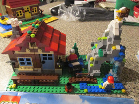 LEGO Classic lot 4 sets 5766, 10695,31010,31025 blocks Manuals mini figures ATV