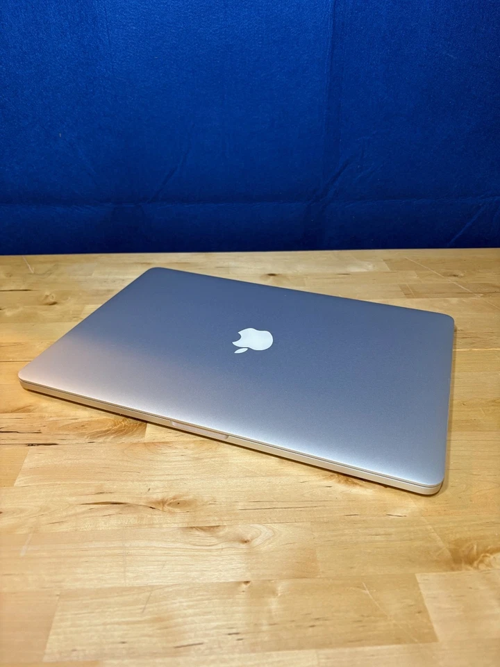 Apple MacBook Pro Laptop - 2.3 GHz i7-4850HQ 16GB 512GB 15.4" - A1398 ME294LL/A - Image 2 of 4
