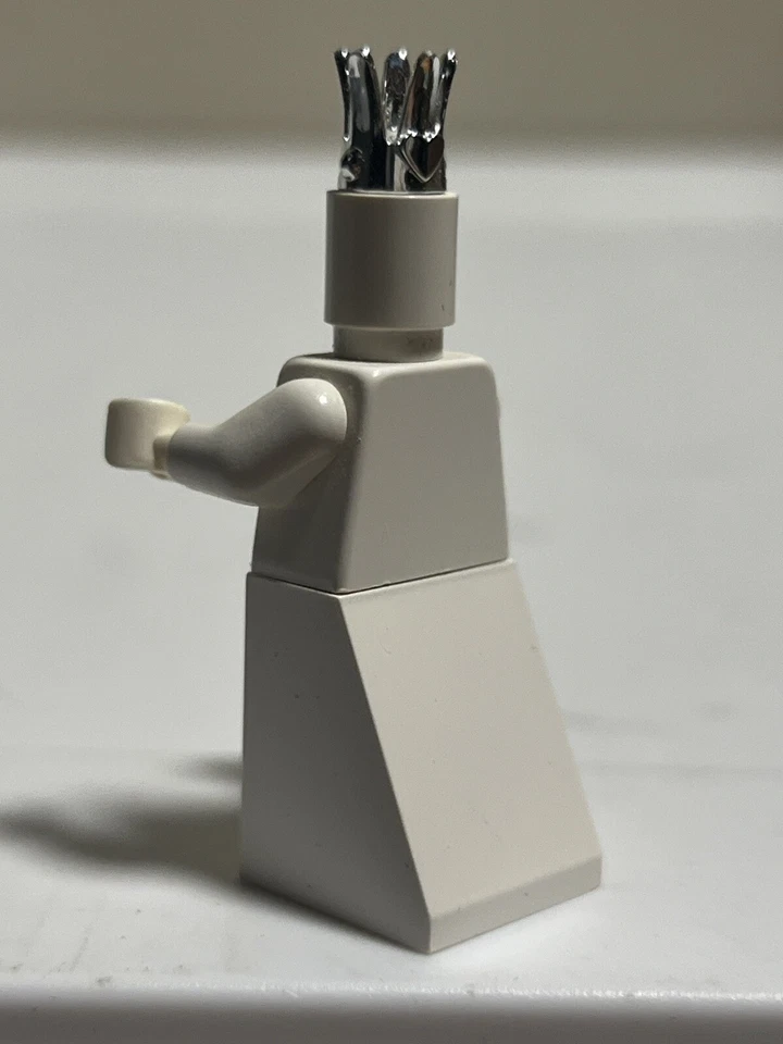 LEGO Harry Potter HP Reina de Ajedrez Minifigura hp016 4704 Cámara Llaves Aladas Foto 4 de 4