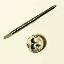 1set  HSS M2 × 0.4 mm Right Hand tap and die Threading Tool Metric set