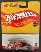 Hot Wheels 1:64 scale 1985 Chevy Astro Van (1/5) Model DLB45-946R-HKC90