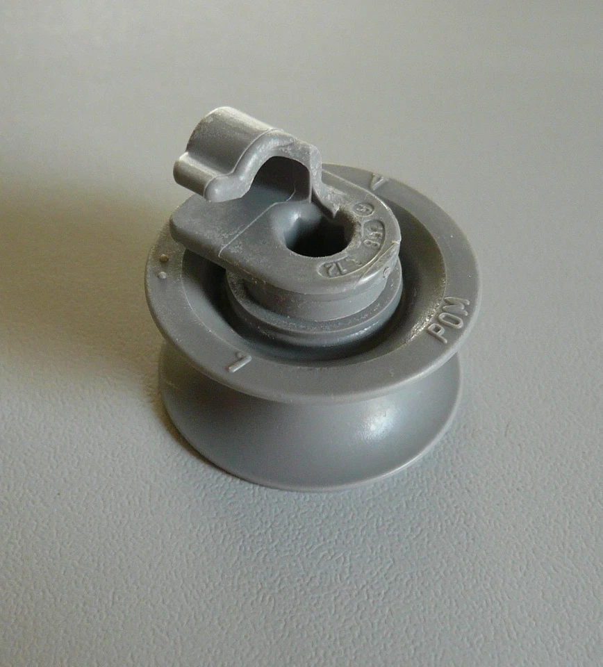 ROULETTE DE PANIER SUPERIEUR de lave-vaisselle BOSCH en parfait état