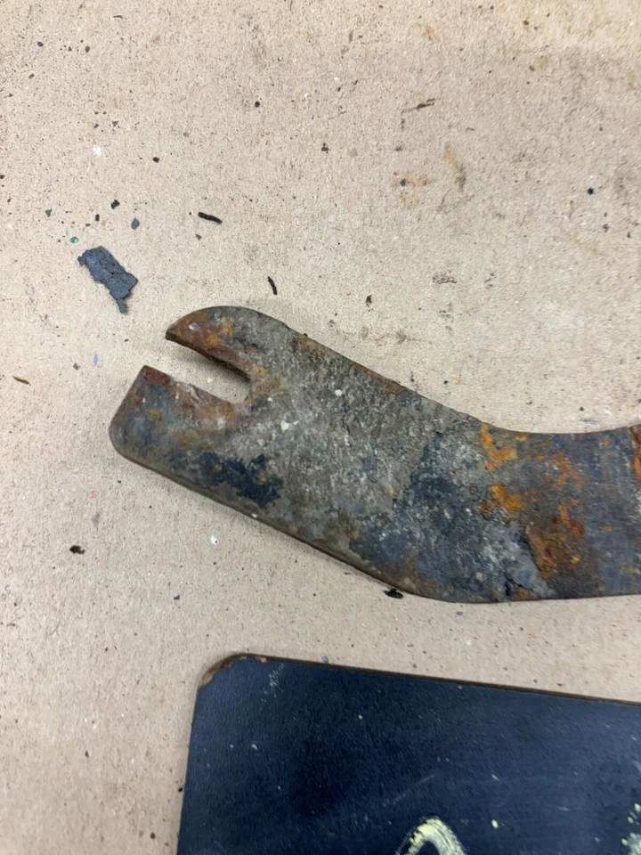 Sujetador Monte Carlo Cutlass Regal 1978-1988 carrocería G transmisión manual barra Z Foto 2 de 4