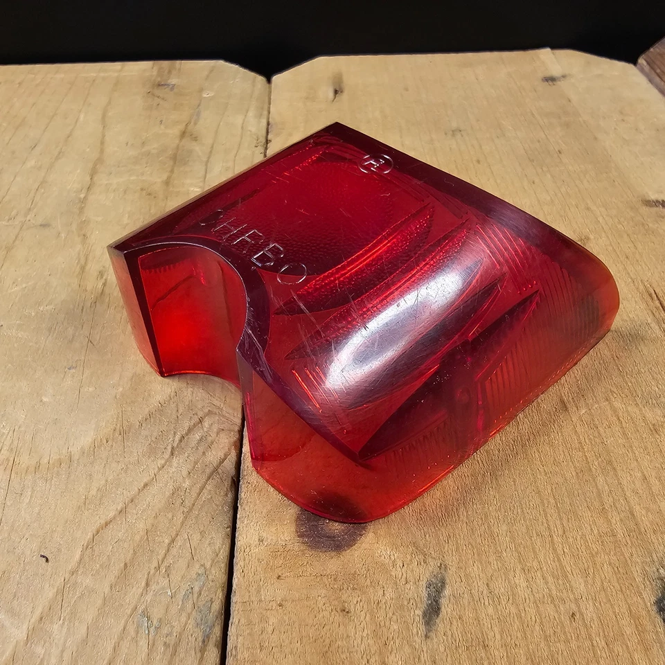 Lente de luz roja cola inferior Chrysler and Imperial 1954 fabricante de equipos originales solo CHRBO - rara Foto 4 de 4