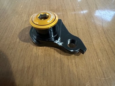 Wolf Tooth Components Universal Derailleur Hanger (UDH) - Gold