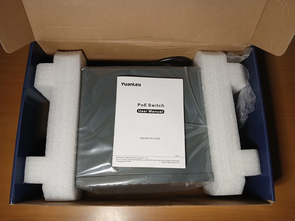 YuanLey 18 Port PoE Switch 16 PoE Port 100Mbps 2 Uplink Gigabit 250W Built-in - Image 2 of 3