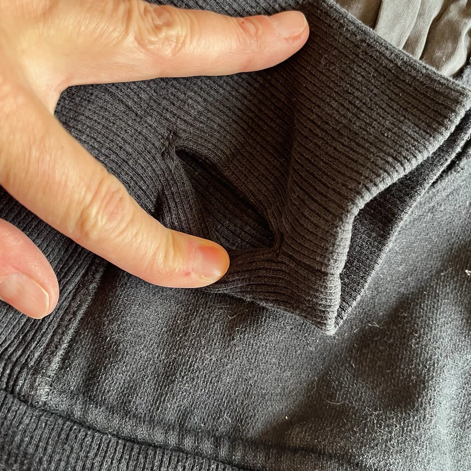 Sudadera con capucha de buceo Lululemon edición especial para mujer talla 6 negra acanalada vintage Foto 3 de 4