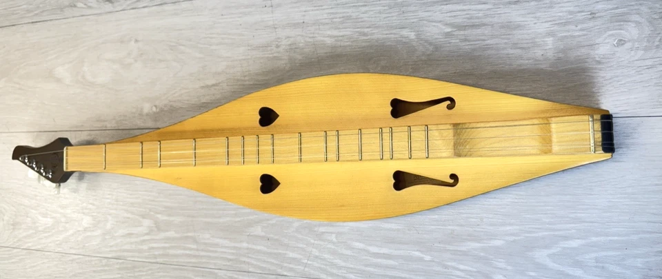 Apple Creek Dulcimer Excelente Estado Apenas Usado con Estuche Blando, Sintonizador y Almohadilla para Lap Foto 2 de 4
