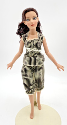 2012 TONNER WILDE IMAGINATION IMPERIUM PARK BASIC THEA 16'' DOLL