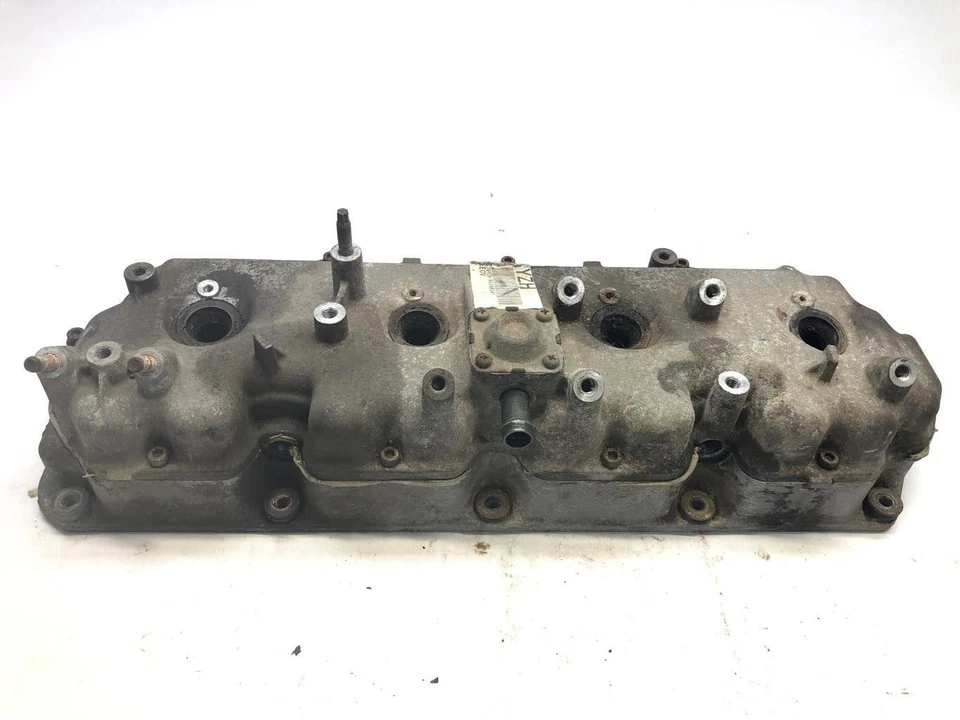 01 - 05 Chevy Silverado 2500 3500 6.6L Diesel Valve Cover Set LH/RH Upper/Lower - Image 3 of 4