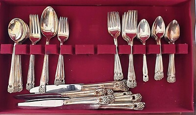 1847 Rogers Bros Eternally Yours Vintage Silverware 76 Piece Set