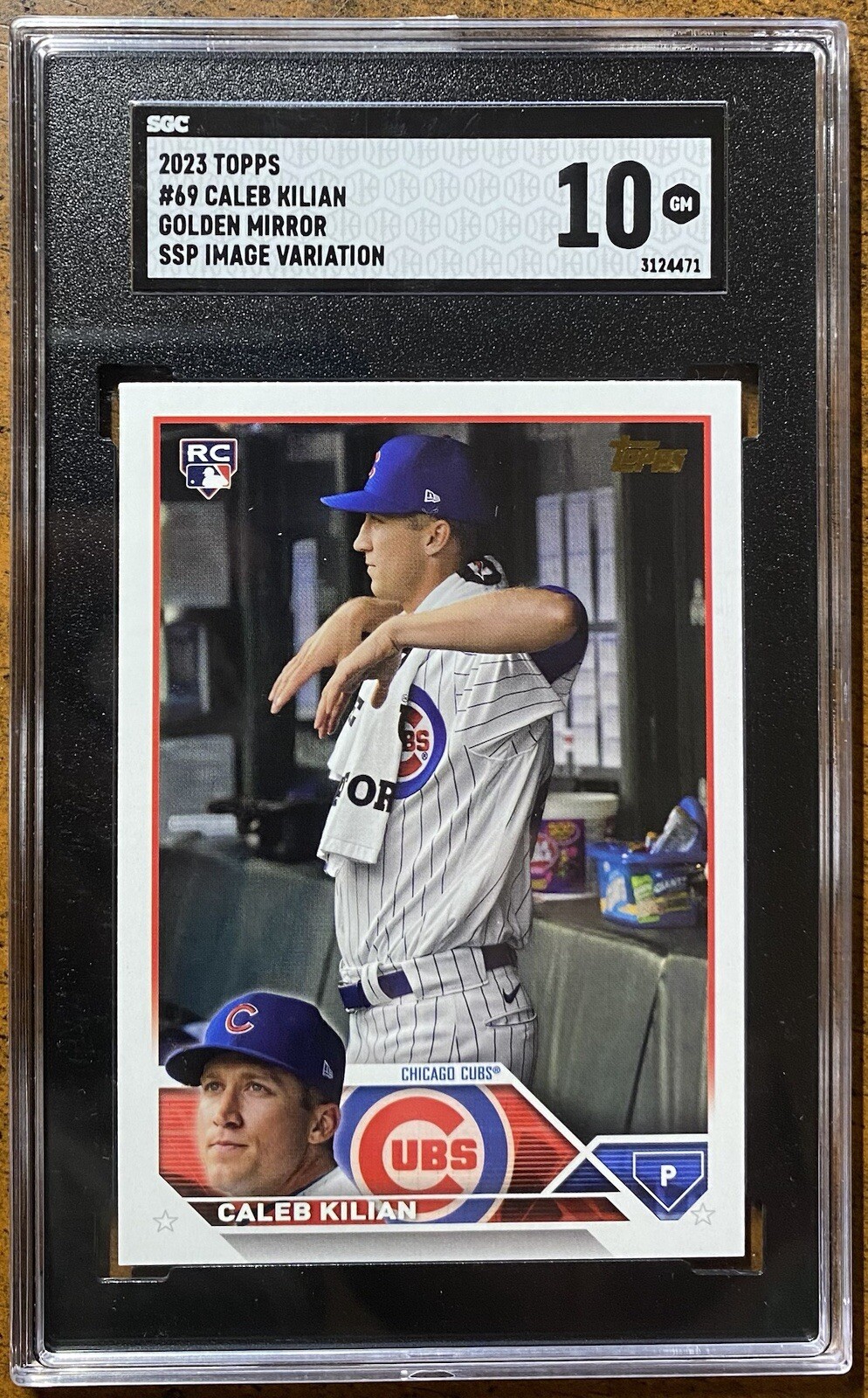 2023 Topps Series 1 #69 Caleb Kilian RC Golden Mirror SSP Image Variation CUBS