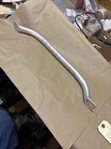 International 4700 ALUMINUM 19.5(in) Grab Handle, Cab Entry (Front) - Used
