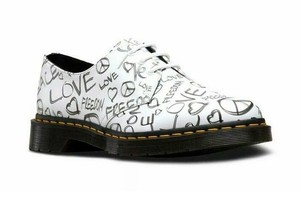 dr martens 1461 script
