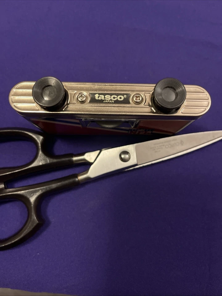 Vintage  Tasso NFL Sport Binoculars Red/White/Blue Preowned Made In Japan - Image 2 of 4