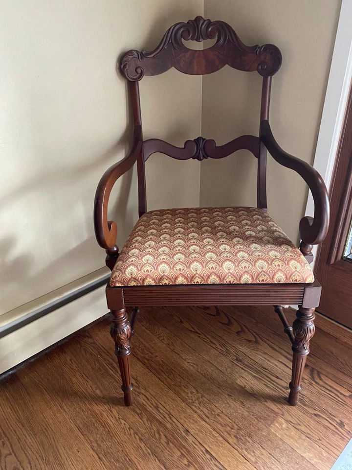 Antiguo Juego de Comedor Años 40 con Armario China Usado Muy Buen Estado Foto 4 de 4