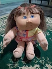 2005 Cabbage Patch Kids Play Along Girl Doll, Brown Hair, Blue Eyes, Pink Streak