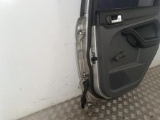 Porte arrière et accessoires Ford FOCUS