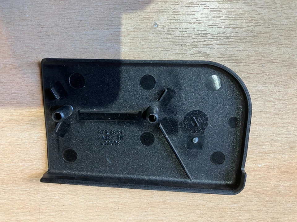 Tapa reposabrazos asiento lateral derecho conductor delantero range rover p38 94-02 no roto Foto 2 de 3