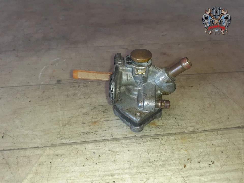 ROBINET ESSENCE KAWASAKI 600 ZZR de 1990 à 1992 - réf : 46 - Photo 2/4
