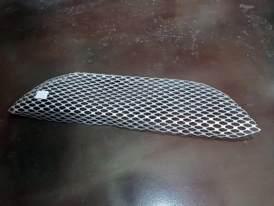 Inserto de rejilla principal de malla serie Speed de acero inoxidable satinado 1999-2004 Foto 4 de 4