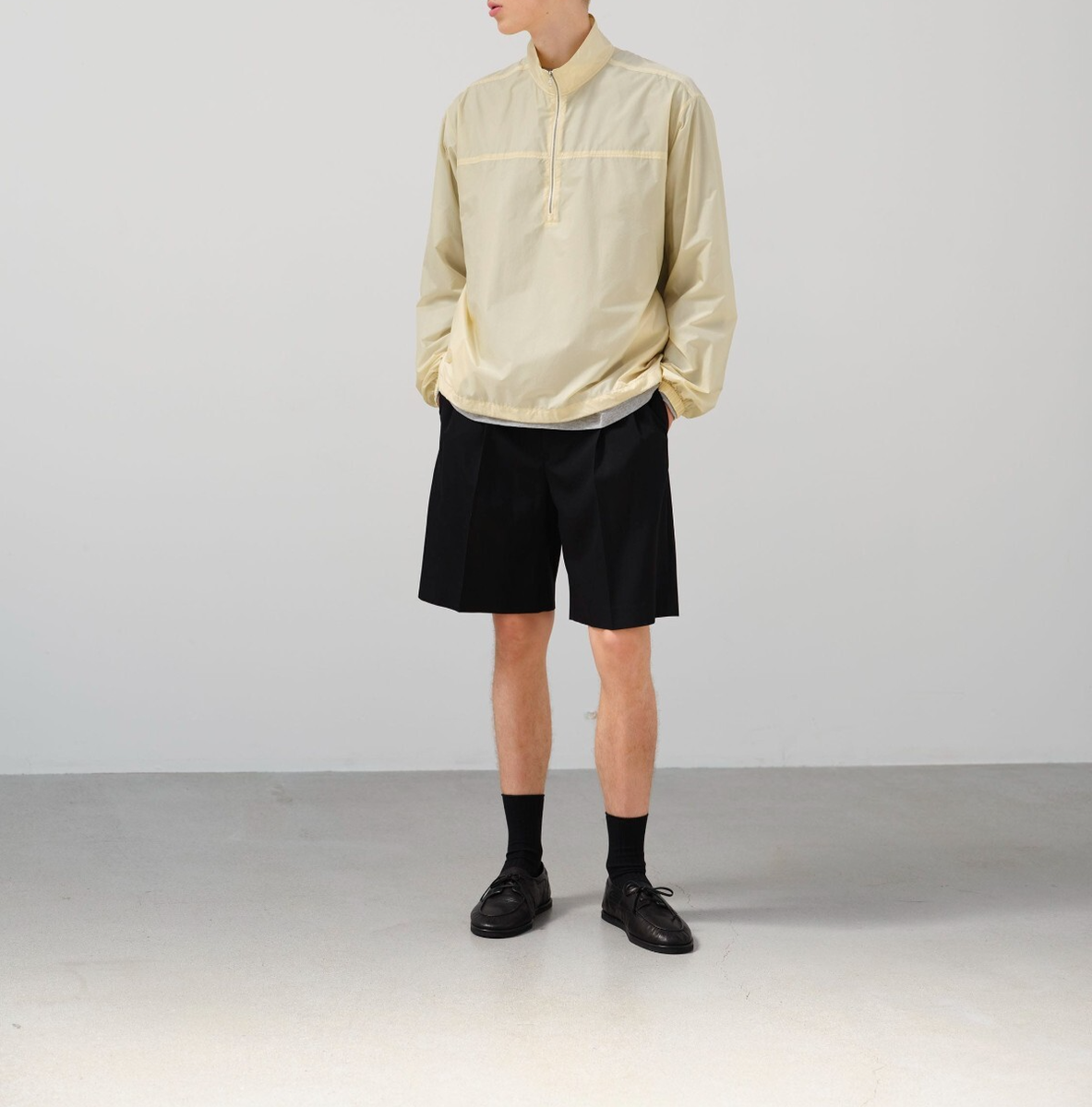 ASK availability First)AURALEE LIGHT WOOL MAX GABARDINE SHORTS new