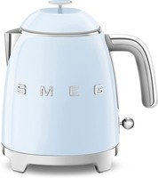 Smeg 50's Retro KLF05PBUK 0.8L 1400w Mini Kettle Stainless Steel in Pastel Blue