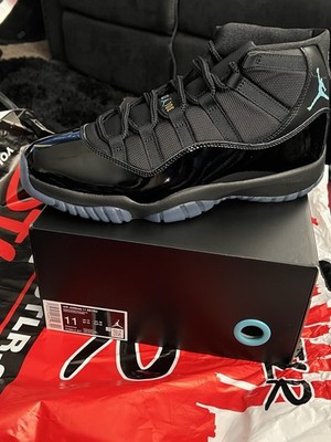 Gamma 11's Men's Sneaker Size 11